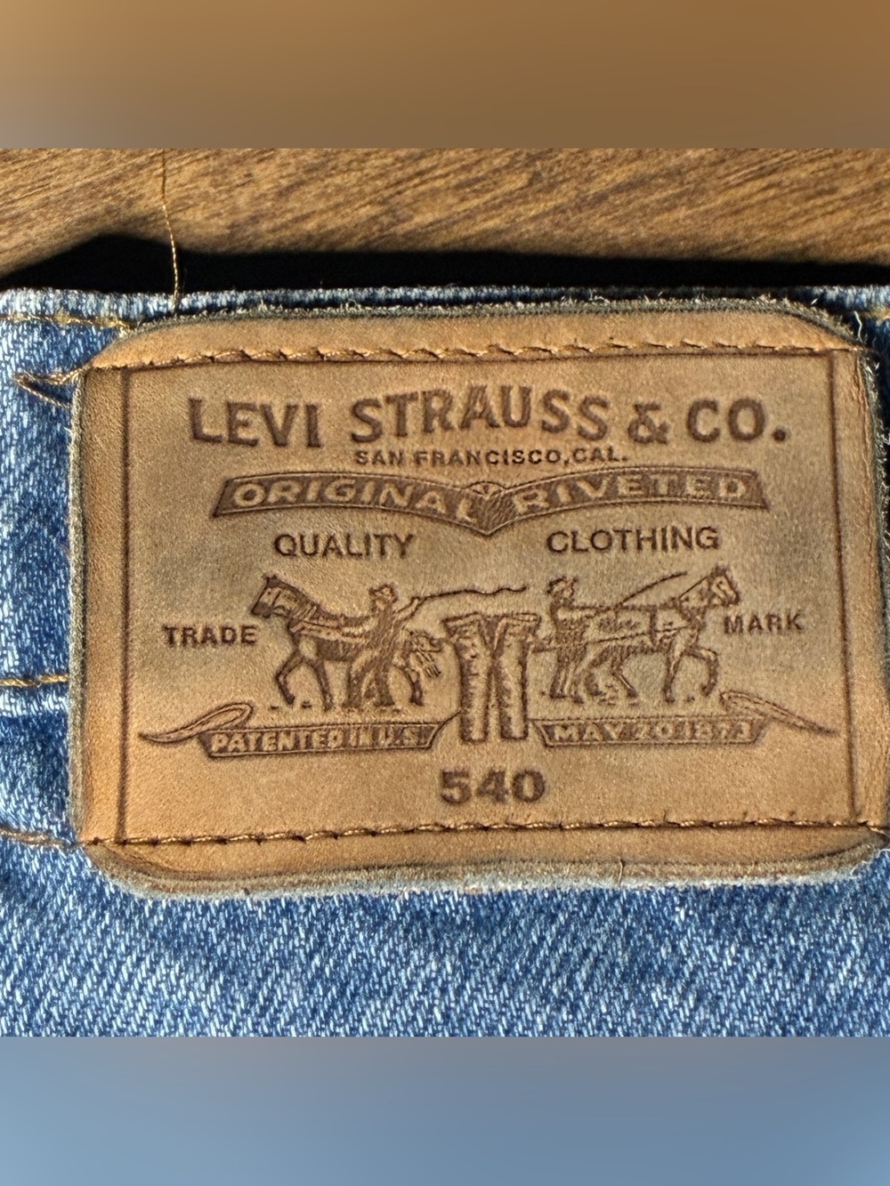 Levi’s 540 Jeans Mens 42x35 Blue Denim Brown Tab Made USA Vintage (1) - Picture 10 of 15